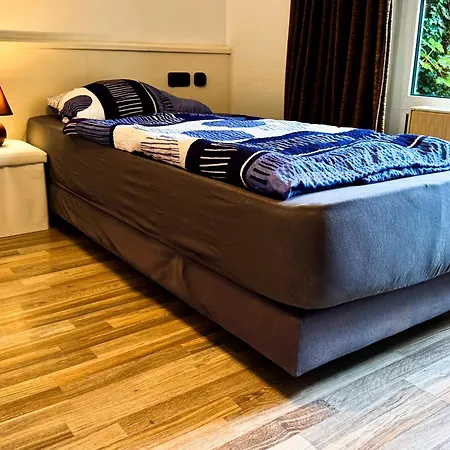 Cozy Ground Floor Retreat In Marx - 33-1 מלון *